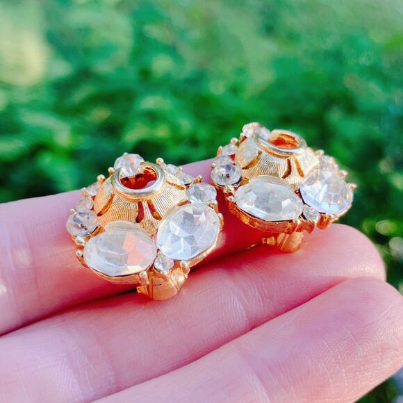 VTG Mid Century Clip On Earrings Gold Tone Rhinestone 1950s Cocktail Jewelry - Picture 5 of 11